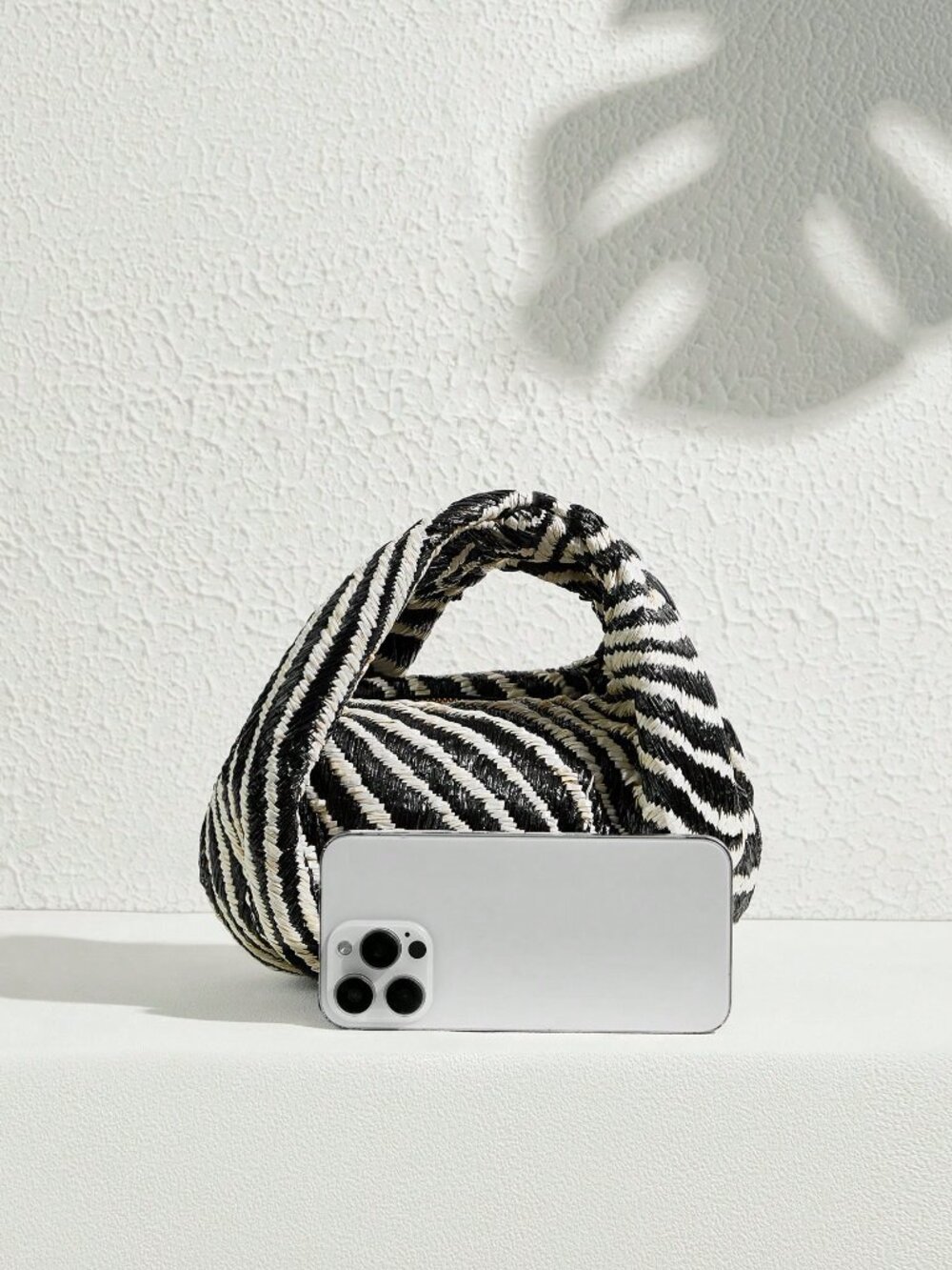 Black And White Preppy Women's Animal Print Zip Top Handle Boston Bag - Picture 4 of 7